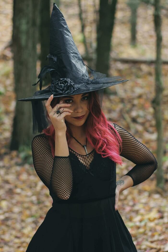 witch-costume